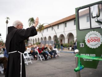 Good Samwich ribbon-cutting