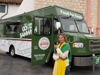 Good Samwich ribbon-cutting