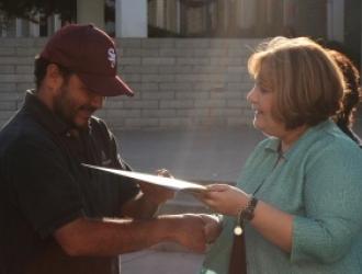 2008 Parent Project father with certificate